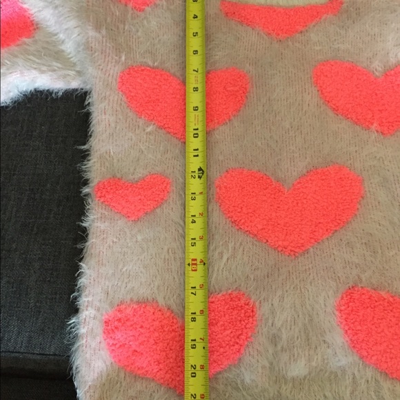 Warm Fuzzy Hearts Sweater - Picture 4 of 5